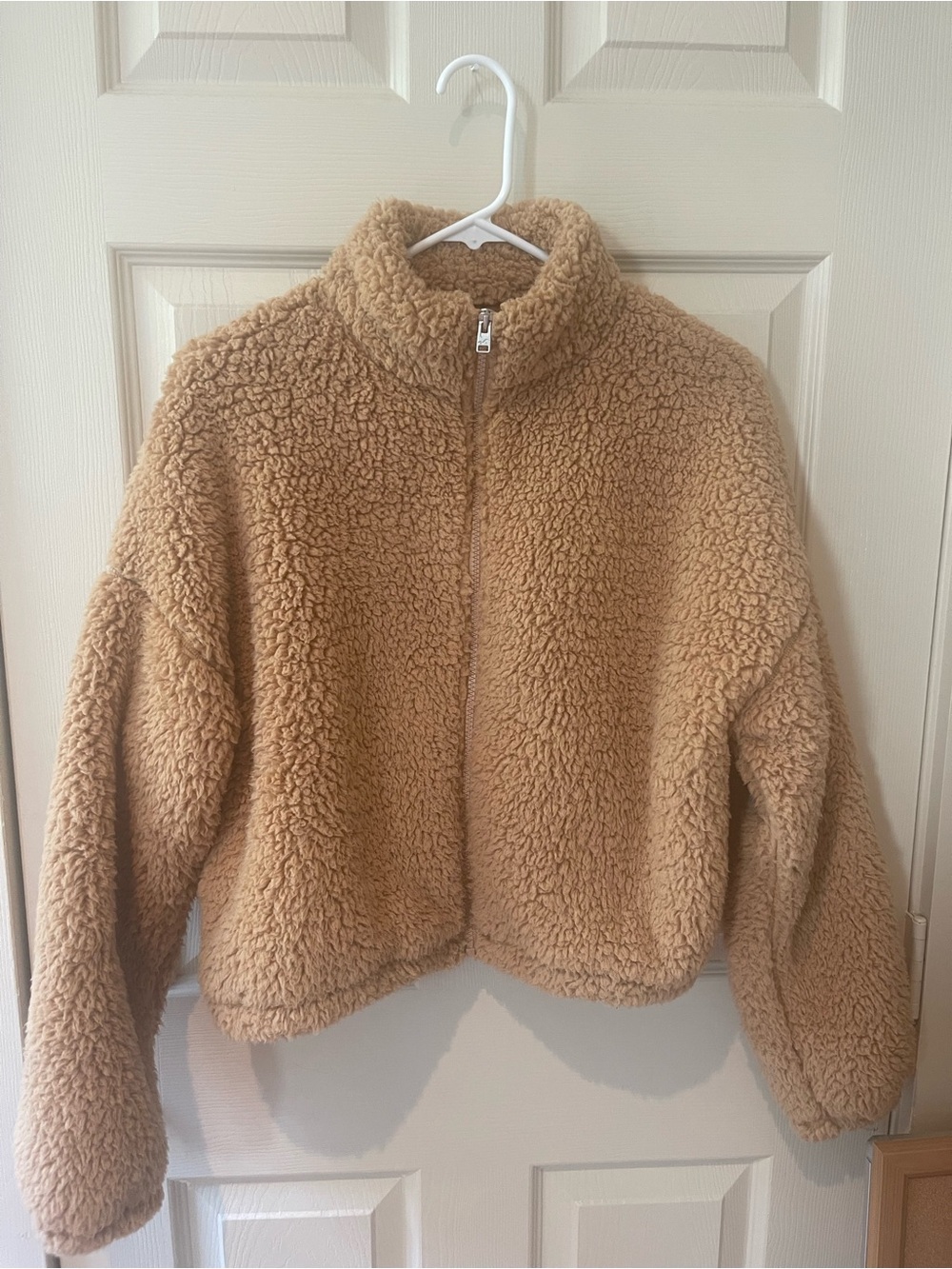 Hollister Plush Teddy Sherpa Jacket in Camel Brown